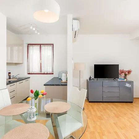 Apartament Labinac Pula