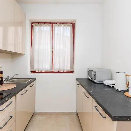 Labinac Apartment Pula